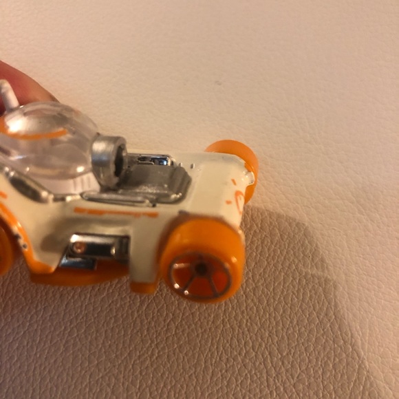 4 Star Wars Hot Wheels cars Mattel - Picture 3 of 9